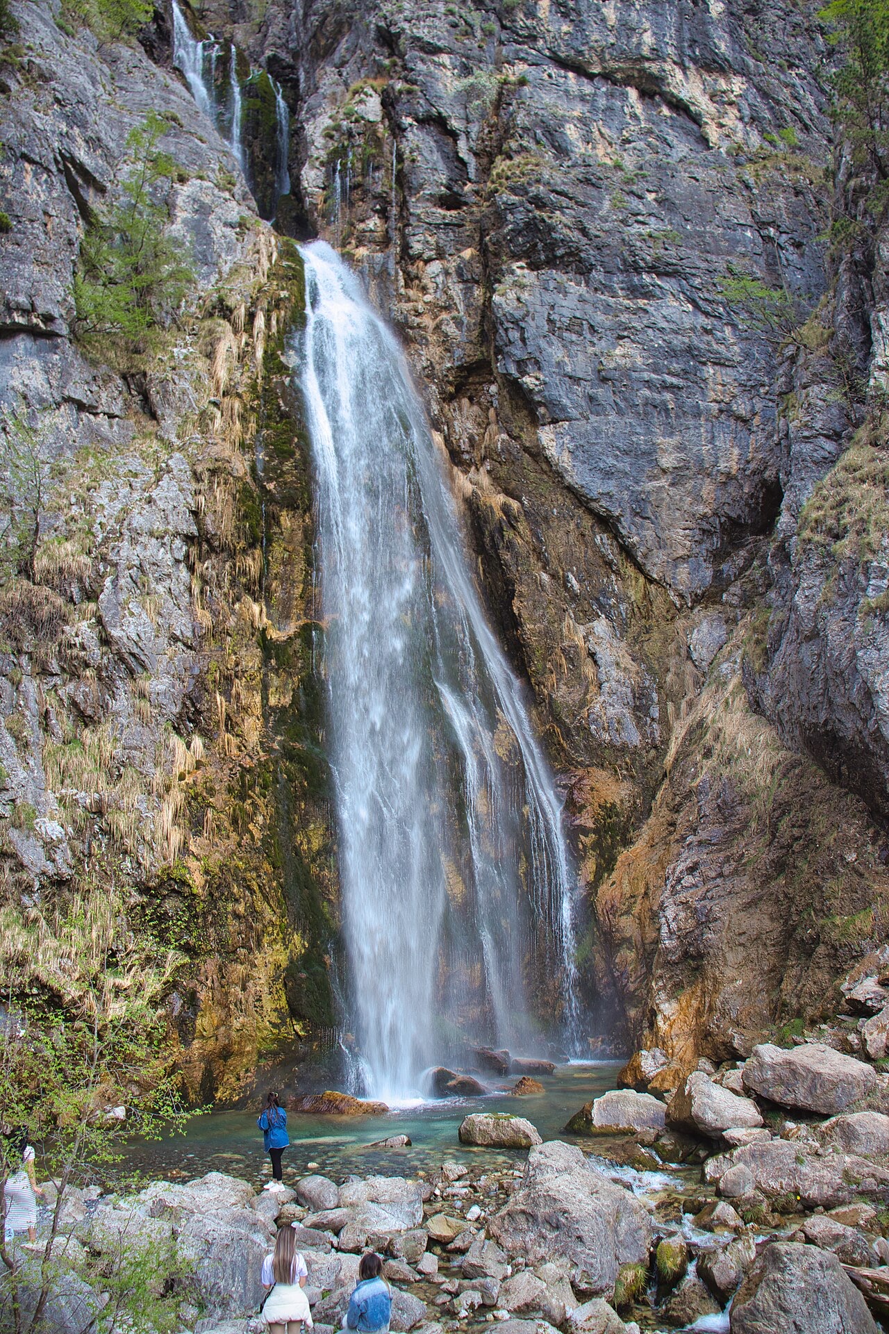 Grunas Waterfall Theth, Albania