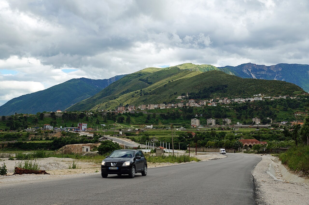 Tepelena, South Albania – castle to the left