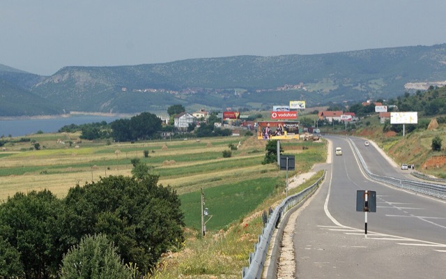 Albanian-Kosovar border-crossing of Morina-Vërmica