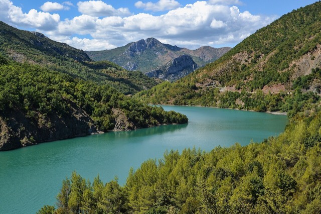 Lake Shkopeti, Albania (The Albanian Economy)