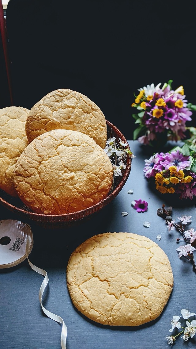 Ballokume, a type of sweet biscuit or big cookie made of corn meal, eggs and butter. Traditional dish of Elbasan, Albania