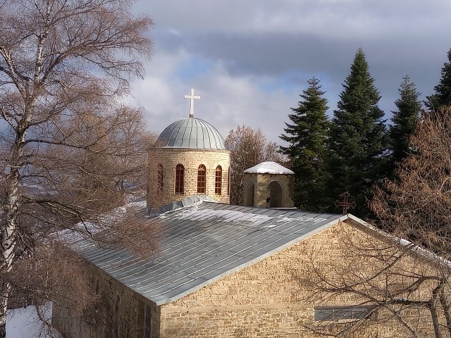Dardhë, Albania, the village and st. George's church