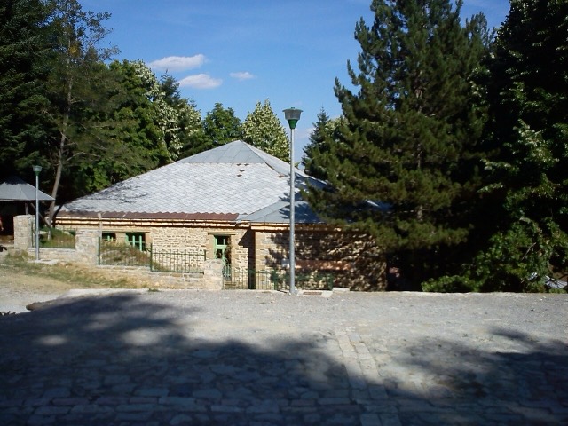 Dardha 1 — Dardhë, Albania