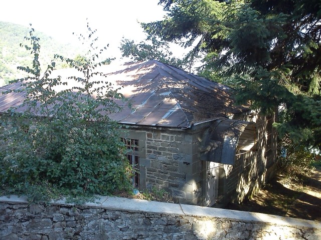 Dardha 10 — Dardhë, Albania