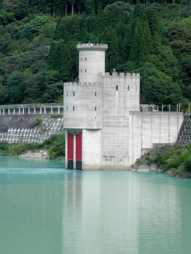 Shin'yanagawara power station — Koman Hydropower Plant, Albania
