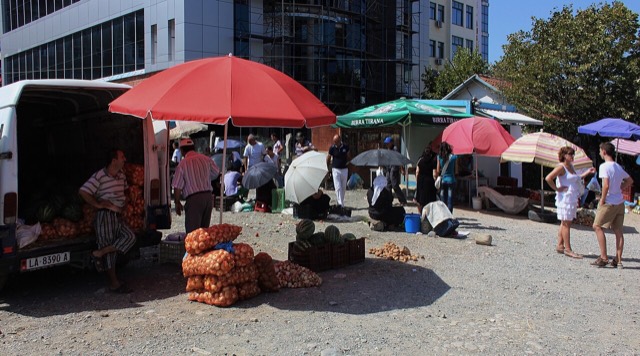 Markt in Laç - Albanien