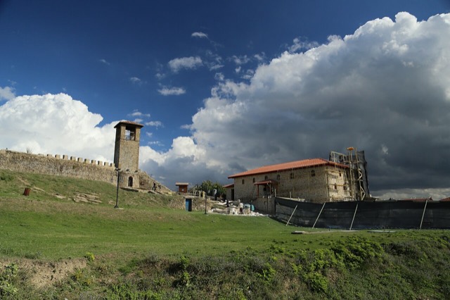 Prezë Castle , Albania