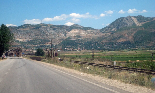 Fusha e Domosdovës at Përrenjas, Eastern Albania