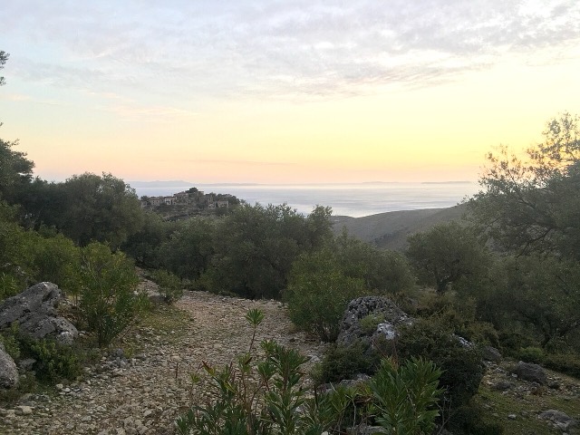 Qeparo Hügelkette — Qeparo, Albania