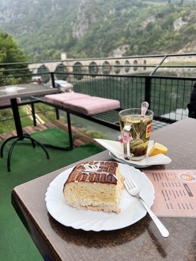 Trileće cake and tea in Visegrad, Bosnia and Herzegovina — Trileçe, Albania
