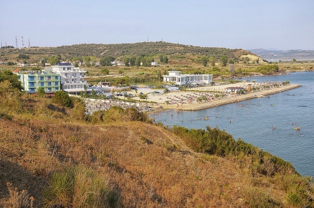 The coastline of Zvërnec, viewed from the Kepi i Treportit
